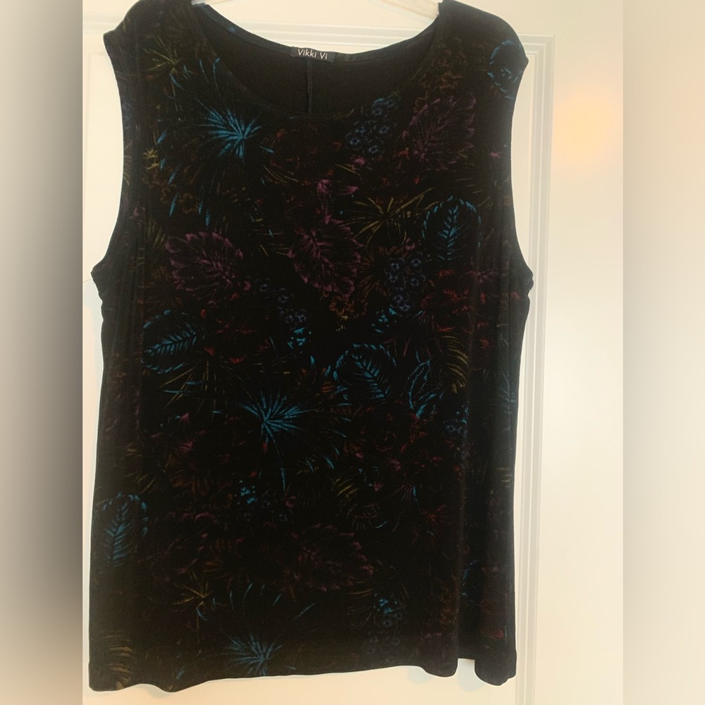Vicki Vi Plus Sized Tunic Top